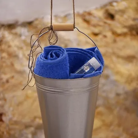 Blue Vorna * Ano Syros